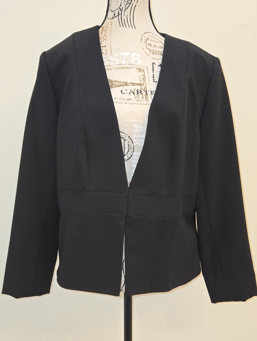 Ellen Tracy Classic Black Women's Open-Front Blazer